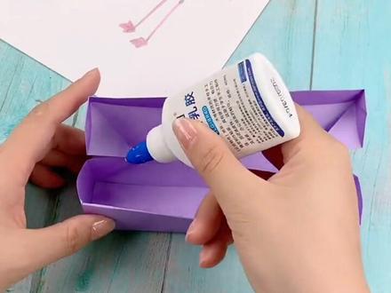 一张卡纸就可以折一个笔盒快来试试吧