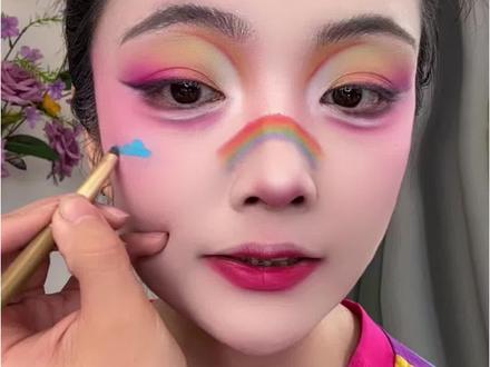 六一表演不用愁 30秒学会这个彩虹云朵妆 #六一儿童节 #儿童舞台妆 #眼影 #六一汇演 #舞台妆