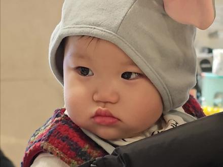 这小孩变脸可真快啊~#宝宝 #徐云龙 #人类幼崽 #vlog