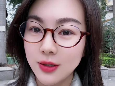 司马光眼中的奸臣,欧阳修口中的无廉耻,仅凭一首诗火了上千年 #创作者中心 #创作灵感 #天道 《天道》穷达皆由命,何劳发叹声。但知行好事,莫要问前程。冬去冰须泮,春来草自生。请君观此理,天道甚分明 #古诗词 #诗词