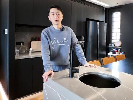 中央空调回风口下方遇到柜子,怎么解决这个问题,可以参考这期案例。#漳州设计#漳州装修#空调出风口#全屋定制衣柜橱柜
