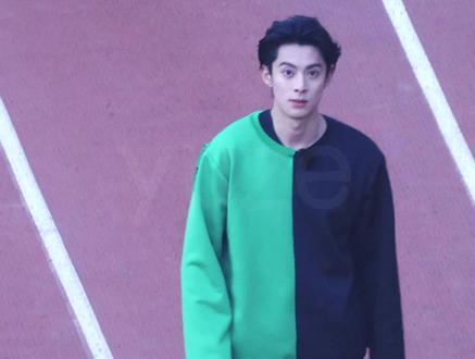 王鹤棣今日录制《宇宙闪烁请注意》#宇宙闪烁请注意#王鹤棣