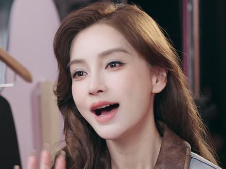 baby的日常爱用 | 全新糖脂洁面2.0 🎬片场间隙
来看看@杨颖angelababy 的日常爱用吧~
三式糖脂洁面2.0
双重糖脂表活搭配科技升级
净卸合一,温润呵护每一寸肌肤
三式糖脂洁面,baby出差旅行的必备单品
清新香调,温暖治愈每一个工作日常
#三式 #三式糖脂洁面 #三式品牌代言人杨颖Angelababy #Angelababy