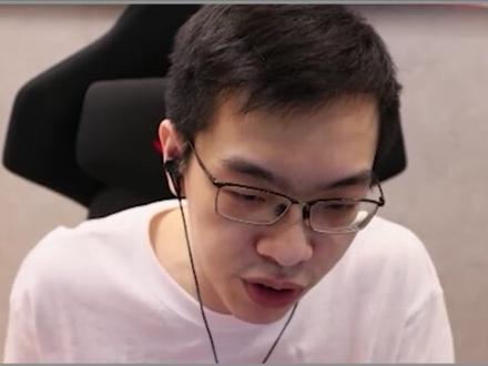 Uzi四万块电脑卡爆卡掉帧当场红温,不是青蛙你真赚两万八啊!