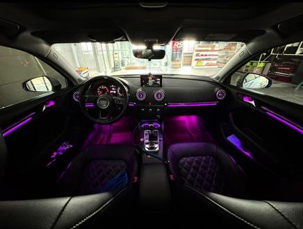 老款奥迪a3升级全车氛围灯。#奥迪a3氛围灯#奥迪a3 #氛围灯#榆林奥迪