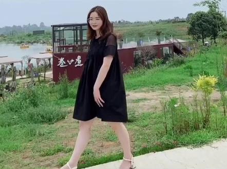 应急舱门可不能随便打开哦! #应急舱门 #飞机应急滑梯 #飞机