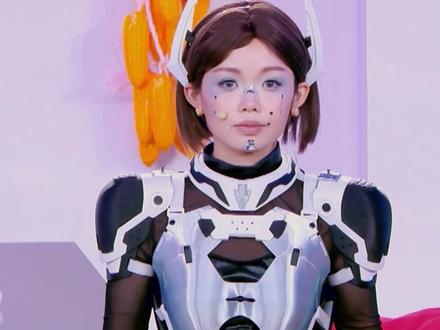 #宋小宝的机器人搭档竟然是真人演的 还有卡顿 芭比"摊牌":我就是老款的!#东方卫视春晚#我在抖音看春晚 #天马巡春满东方#2026温暖中国年