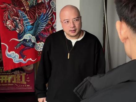 你是否在雪山用酱板鸭救过一只狐狸?#你是否在雪山救过一只狐狸真人版 #抽象 #废话文学 #酱板鸭雪山 #生物