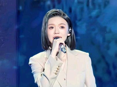 徐子尧眉山演唱会歌曲《花妖》,仔细听,刀郎老师的伴唱太清晰了!#刀郎 #花妖 #徐子尧 #眉山演唱会 #徐子尧演唱会