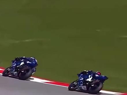 @策马奔剧 4.0秒之遥筑天堑之隔!张雪机车荣膺WSBK世界冠军