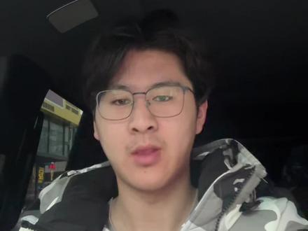 方程豹钛7高速120时速爆胎后………………………………………….依旧稳如老狗,如果不看屏幕根本都感觉不出来,钛7又一次诠释了什么叫做安全才是最大的豪华#车上 #方程豹钛7 #方程豹