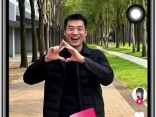 水豚噜噜娃娃脸跳舞特效视频来了,戳左下角一键做同款 娃娃脸舞蹈分解教程 娃娃脸翻跳教程 娃娃脸抖舞教程 娃娃脸边唱边跳教程 娃娃脸翻跳教学 #娃娃脸翻跳 pumpitup卡点舞教程 娃娃脸怎么跳教程 娃娃脸翻跳男生 娃娃脸手势舞 #剪映 #水豚噜噜 #你画的娃娃脸舞蹈挑战 #娃娃脸手势舞 娃娃脸 娃娃脸舞蹈分解教程 娃娃脸翻跳教程 娃娃脸翻跳 娃娃脸翻跳水豚噜噜 娃娃脸手势舞 娃娃脸翻跳男生 娃娃脸翻跳剪辑 娃娃脸翻跳特效 娃娃脸 娃娃脸翻跳拍同款 娃娃脸翻跳 你画的娃娃脸舞蹈挑战 名井南娃娃脸 名井南