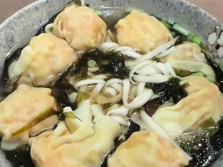 饺面一碗,油条一根#赛马娘 #诗歌剧#扬州饺面 #油条泡饺面