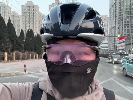 🚴通勤上班 注意安全,小心骑车,万一和意外很多时候是十分不确定的#骑行 #第一视角 #通勤 #安全出行 #胖居居