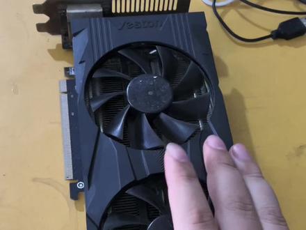 win10怎样查看显卡的显存多少? #电脑知识 #数码科技 #计算机 #电脑出现故障如何处理 #电脑