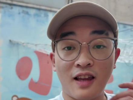 全透明外卖?!实地探访京东七鲜小厨首家线下店,如何拿捏你?七鲜小厨是京东在全新的供应链模式下,打造的合营品质餐饮制作平台。7月22日,新京报记者来到刚刚开业2天、位于北京东城的七鲜小厨首家线下门店进行实地探访。七鲜小厨的食品安全和质量是如何保证的?出餐速度和味道怎么样?跟随记者的镜头一探究竟吧!