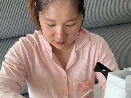 杨桃三重甘,昨天才出的新品,说很火,今天一早小张就买,25一杯,太贵了。#记录真实生活