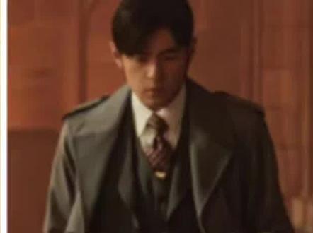 周杰伦这哪是敷衍,全是心眼子。预告片越“邋遢”,销量反而越狂飙 #周杰伦 #周董 #太阳之子 #跟着周杰伦每天认识一幅名画