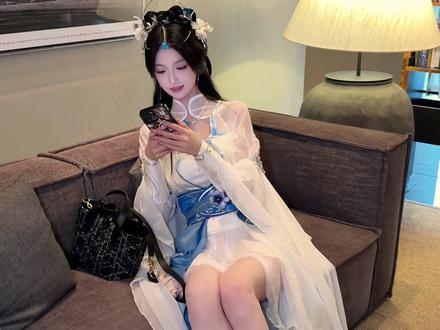 见到琳园长啦,本人比照片还好看啊啊啊 #琳园长 #李慕婉cos