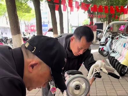 小牛Y果冻粉色 #粉色电动车 买电动车不踩坑#电动车值不值得 只要三字头#电动车的那些事