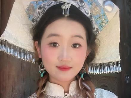 《给阿嬷的情书》侨批配音挑战! 看完电影《给阿嬷的情书》后,就想学潮汕话朗读这段了,不过网上几乎都是木生角度的,外行人只好照着南枝的原版学学🤣纸短情长,伏惟珍重~今天刚好是521,祝天下所有有情人终成眷属❤️单身者自得其乐😆#给阿嬷的情书 #潮汕话 #壮族 #给阿嬷的情书配音挑战 #木生淑柔南枝读信哭戏