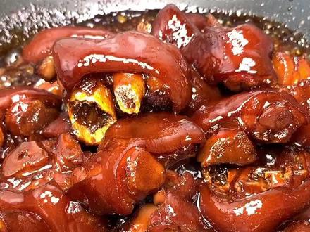 #红烧猪蹄 满满的胶原蛋白 美容养颜非它莫属 软烂又好吃😋#美食