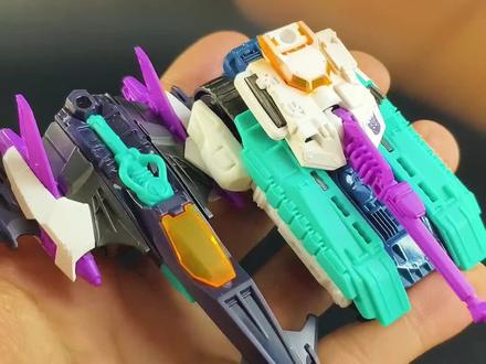 不是?这么多新玩法?变形金刚积木车来咯!!
@布鲁可积木人
#布鲁可积木人#布鲁可变形金刚#布鲁可积木车#歪歪模玩站#汽车玩具