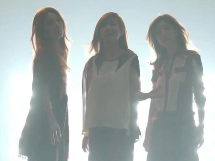 要相信青春情怀的力量,也是巨大的。 #SHE #花又开好了 #Selina #Hebe #Ella