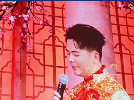 天合光能联席董事长高海纯今日大婚!!新郎霸王茶姬创始人张俊杰现场洒泪告白,哭成烧水壶!#光伏 #天合光能 #高海纯 #霸王茶姬