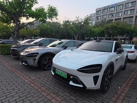 首发体验小米手表S5,最适合小米汽车的穿戴设备! #小米手表s5 #我和我的小米汽车 #人车家全生态 #小米yu7 #好物分享