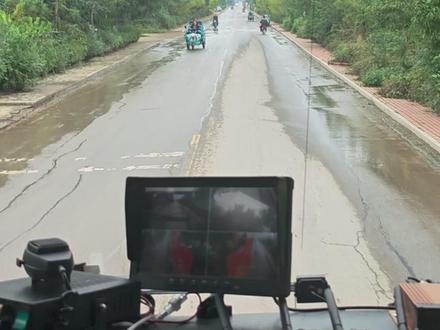 女子失足坠井被困 消防火速化危机#救援一线 #消防救援 #消防员