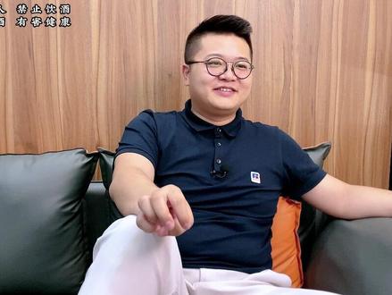 中国白酒第一省,是贵州还是四川?#白酒 #酒知识 #老韩拎壶冲