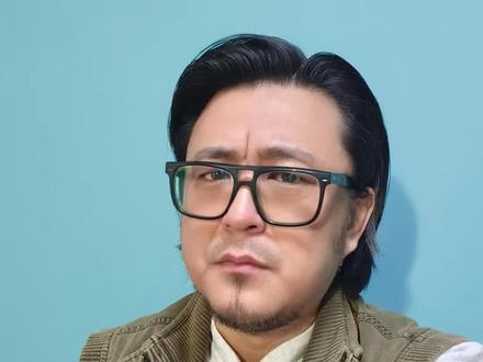 邻居将鸡骨头埋进男子家地基 #内容过于真实 #万万没想到 #监控下的一幕 #社会百态