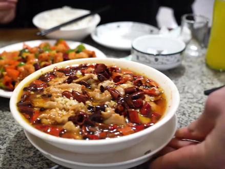 今天去吃家常菜——约上同学去吃这家食堂味的饭馆!#美食探店