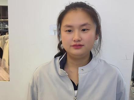 我在此承认自己的错误,直播视频纯属恶意造谣,没有事实依据,给对方造成很大的伤害,我以后管住自己的嘴,绝不乱传闲话,真心向对方道歉#道歉求原谅 #声明