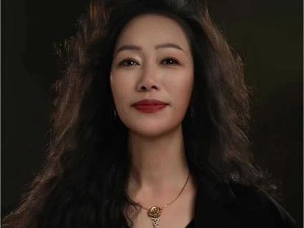 学英语就是一段孤独的旅程
50岁开始自学英语改变人生
带女勇闯加拿大打工双双拿🍁卡
#英语#自学英语#宝妈学英语#英语口语#英语学习