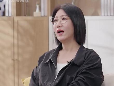 #易立竞正式确诊为叶澜依 被污蔑的时不要费力的自证清白,与其内耗 不如和叶澜依学学#易立竞 #思想交换局 #在抖音多点理解