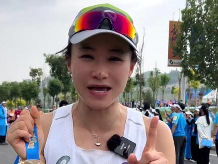 兰州马拉松,不愧是氛围天花板! 兰州马拉松,不愧是氛围天花板!#2026兰州马拉松 #征服亚高原 #热爱无止境 #跑步 #马拉松