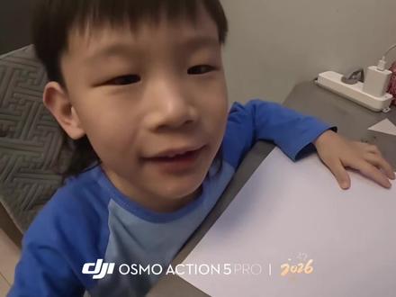 #跟着抖音学画画 #小画家 赛车总动员之拐弯儿车王
#人类幼崽 #赛车总动员 #车王