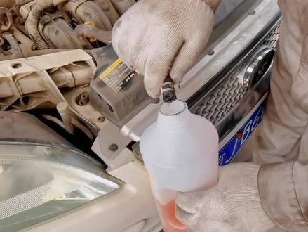 福克斯更换水壶小妙招#汽车保养与维修