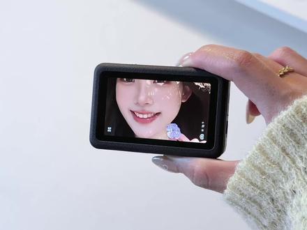 大疆Action6新手教学☑️参数&自拍技巧分享 hi姐妹们
这一期给大家分享这组大家问的比较多的问题
1️⃣参数设置
2️⃣自拍时眼睛看哪里?
3️⃣Action6自拍屏怎么看
4️⃣有没有用微距镜头?(这期视频没有用!)
光线好也是出片的关键哦~晴天的下午3:30-5:00左右非常好拍!这个参数比pocket3直出还好看🫶🏻希望对大家有帮助!一起美美出片🥰
#相机参数分享 #大疆action6#action6 #拍照教程 #运动相机