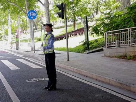 五一节期间骑行,请千万注意交通安全!#五一劳动节#骑行 #湖南交警
