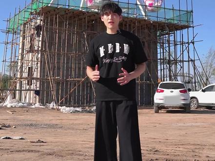 武威欢乐世界摩天轮已安装完毕#塔儿湾#欢乐世界