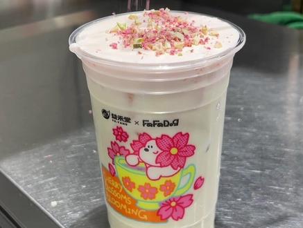 初樱茉莉白~颜值超高 做法简单视频最后给大家放图喽#益禾堂樱花小狗联名#益禾堂樱花新品#益禾堂玩梗 #热门