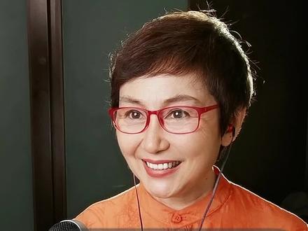 我学三年级下册课文冰心的《肥皂泡》完整版#于霞