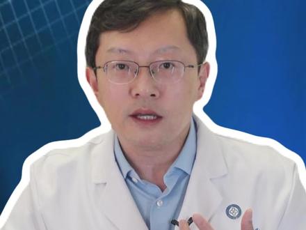 自己在家也能监测心率啦 用电子手表或手环连手机APP,监测心率、心脏节律都很方便,还能通过大数据判断心脏健康状态~
#通大附院 #心脏 #心律失常 #谈心论律 #施医生
