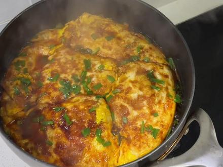 公瑾爆蛋,简单又好吃,有手就会做,快去试试~ #公瑾爆蛋 #鸡蛋的神仙吃法 #煎蛋 #复刻公瑾爆蛋 #煎鸡蛋 @抖音小助手 @抖音 @海底捞火锅 #寿星千万种海底捞都宠