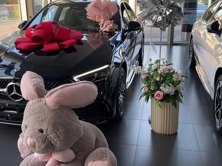 奔驰C260皓夜和运动有什么区别?该如何选择购买奔驰C260L?小姐姐满配C260L运动车型配置以及市场优惠!#奔驰c260l #奔驰c级 #愿三叉星辉照亮您的事业与前程 #宝马3系 #奥迪a4