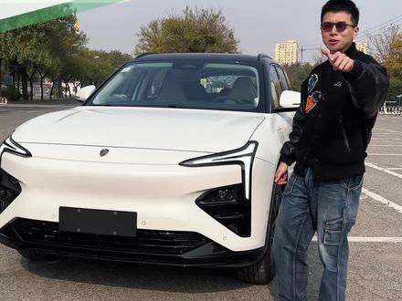 住恒大房子才能开恒驰5?#恒大汽车 #恒驰5