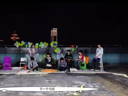 “你们嘲笑我唱日不落那天,其实我的吉他考核是A。”#李煜东 #李煜东物料 #热爱加1计划